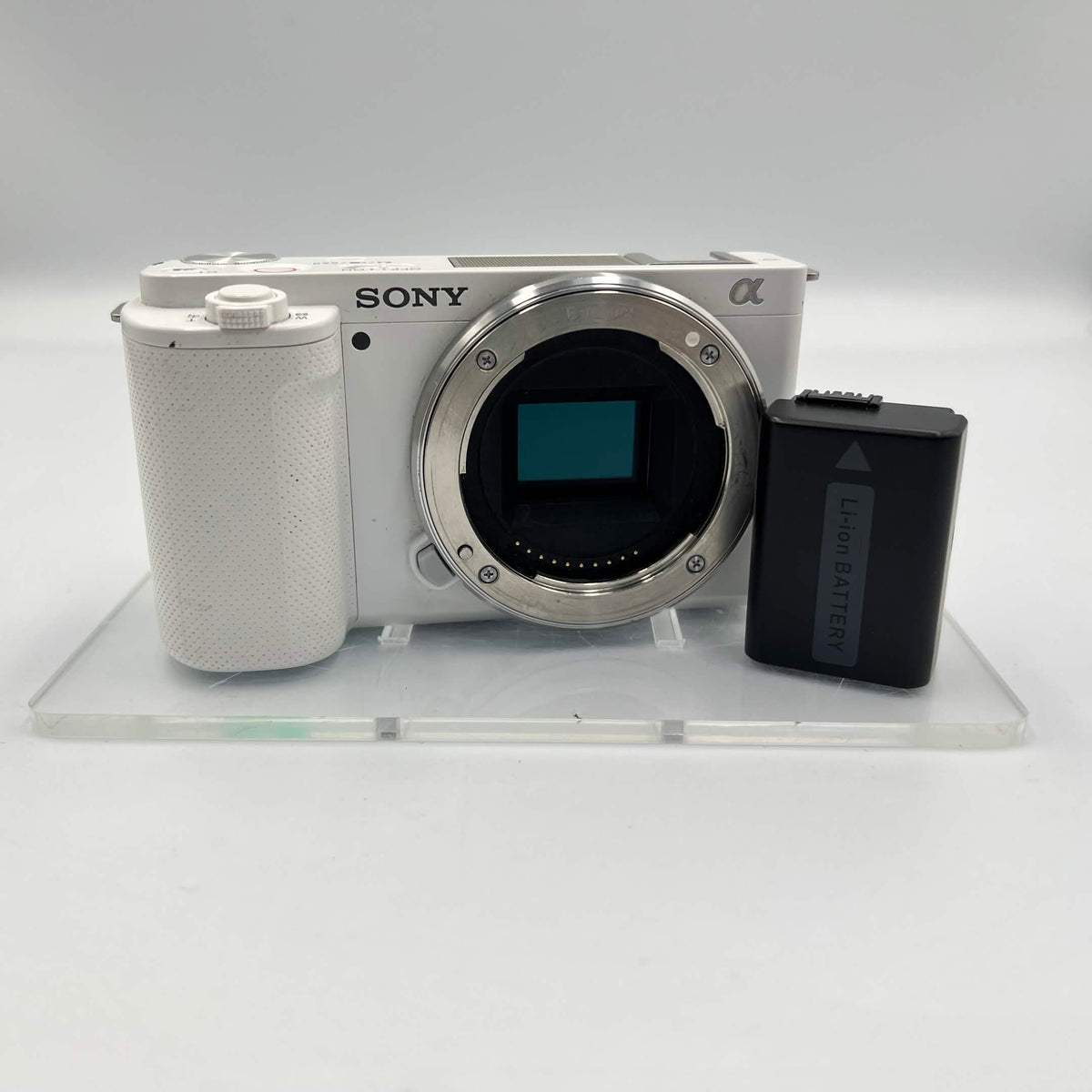 Sony ZV-E10 24.2MP Compact Digital Camera 961 Shutter Count