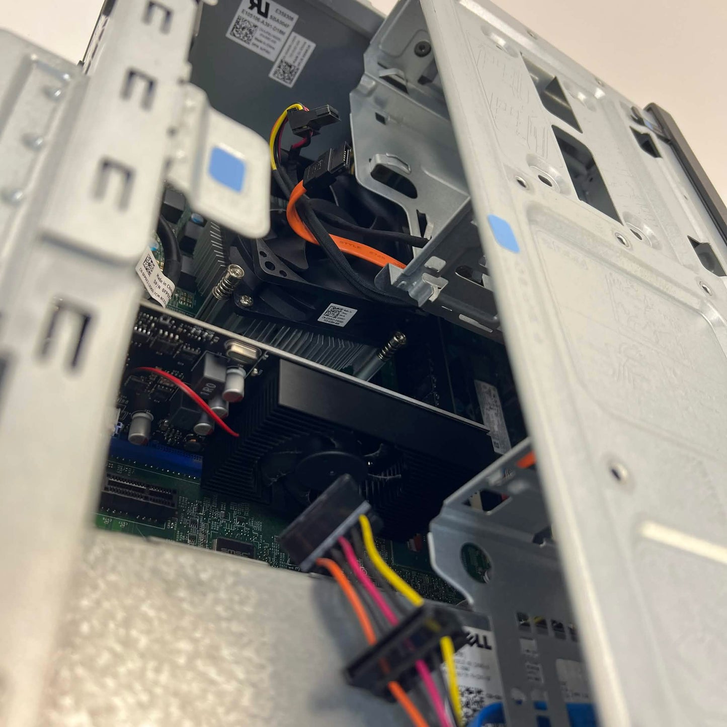 Dell OptiPlex 3050 16265647118 i5-7500 3.40GHz 16GB RAM 256GB SSD GeForce GT1030