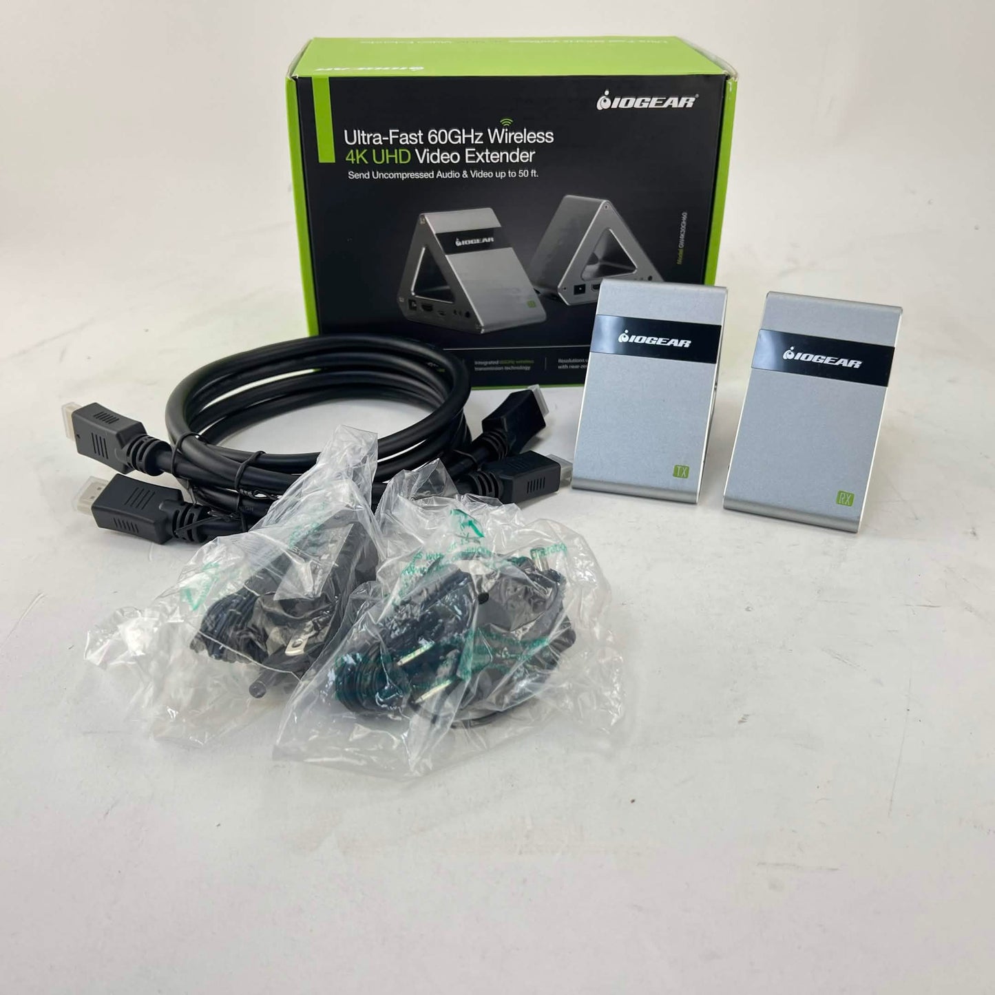 IOGear GW4K30GH60 WIreless Wireless 4K HDMI transmitter and receiver Black