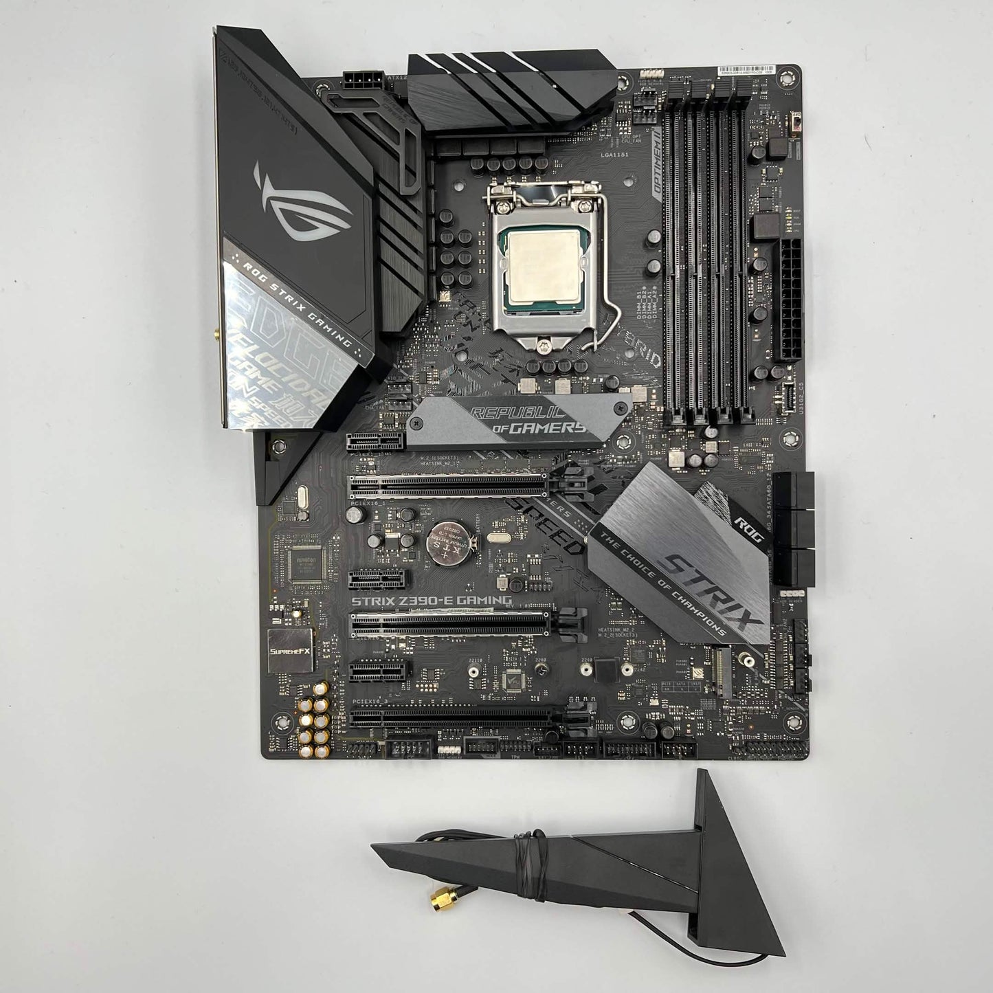 Asus ROG Strix Z390-E Gaming wifi LGA 1151 Intel Core i7-9700K 8 Core 3.60GHz Atx
