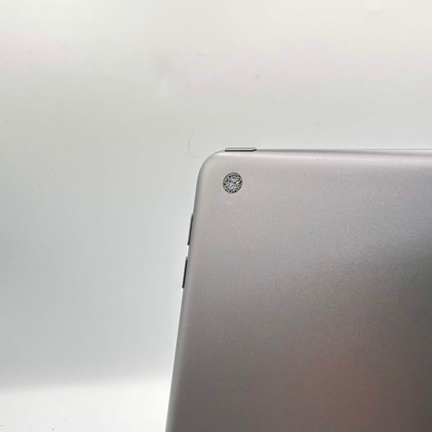 WiFi Only Apple iPad 9th Gen 64GB Space Gray MK2K3LL/A