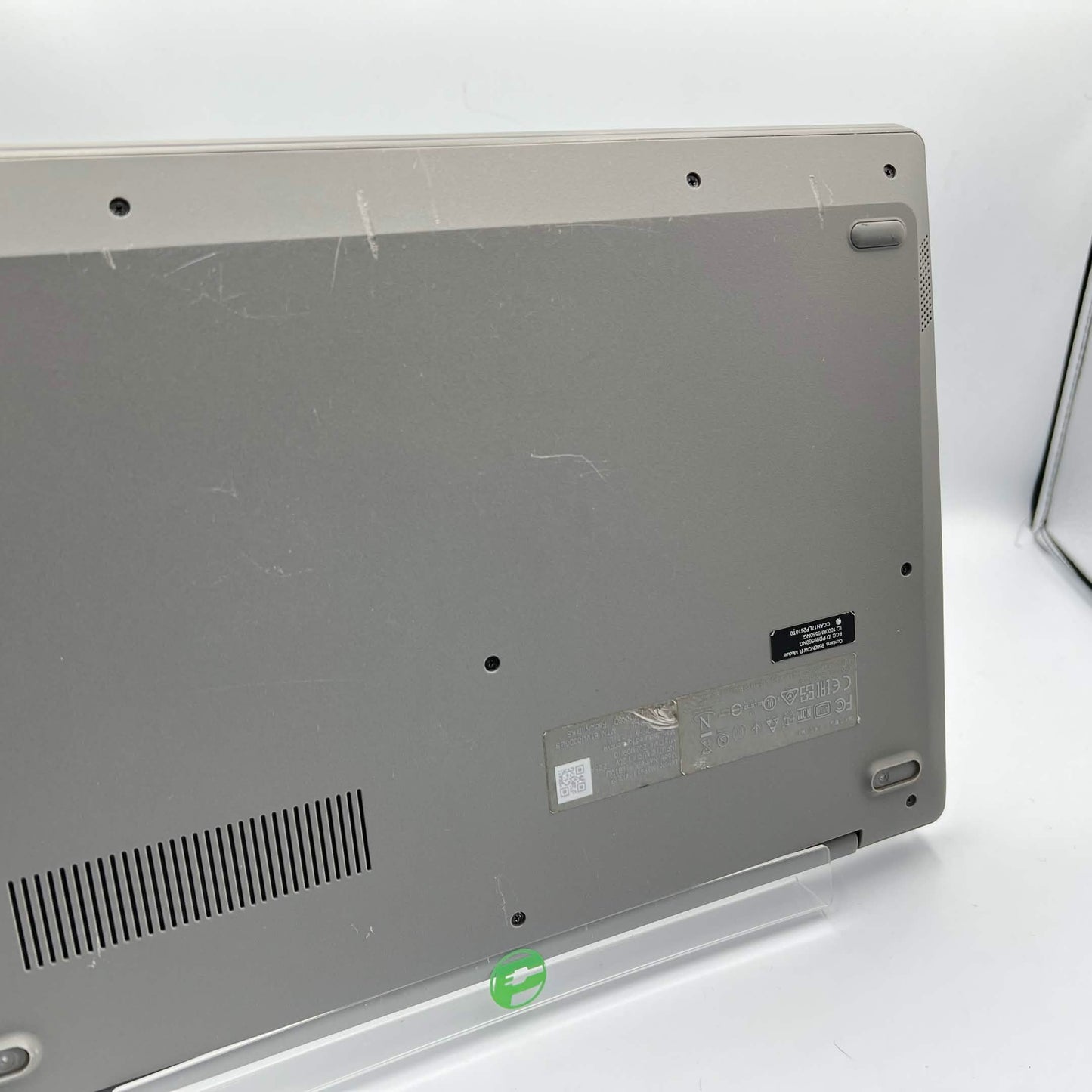 Lenovo IdeaPad 1 81VU 14" Pentium Silver N5030 1.1GHz 4GB RAM 128GB SSD