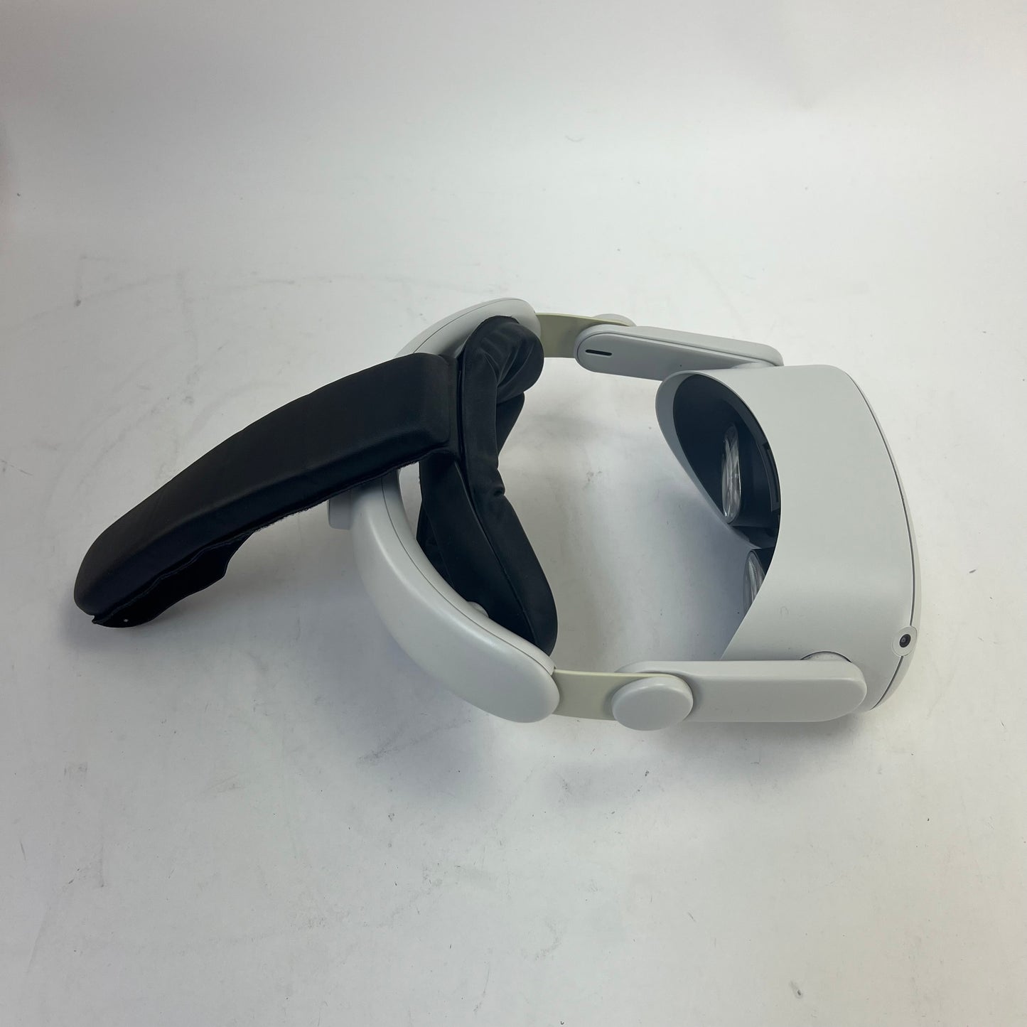 Oculus Quest 2 Standalone All-in-One VR Headset KW49CM [Bad OS]