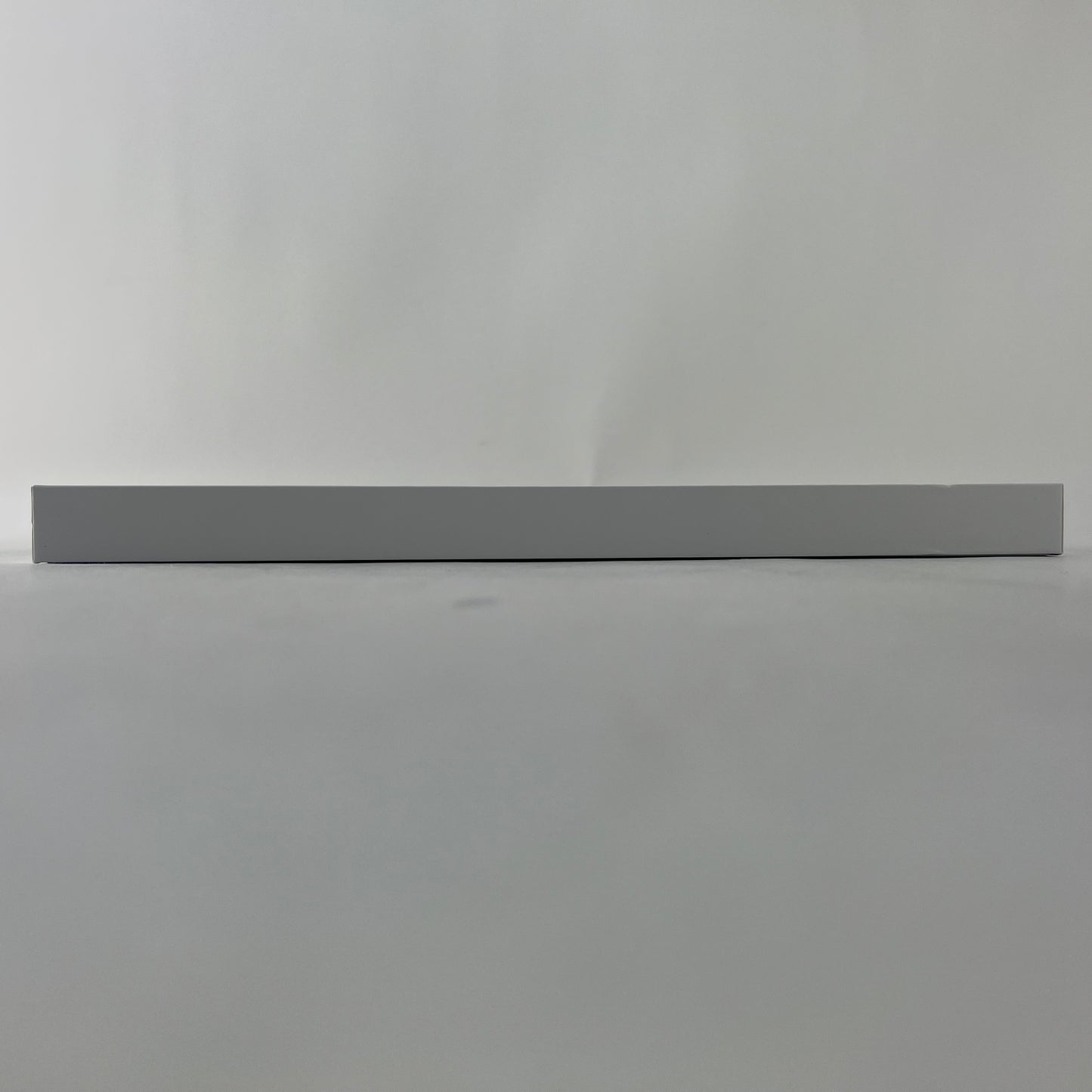 New Unlocked Apple Watch SE 2nd Gen 40MM Starlight Aluminum MNU03LL/A