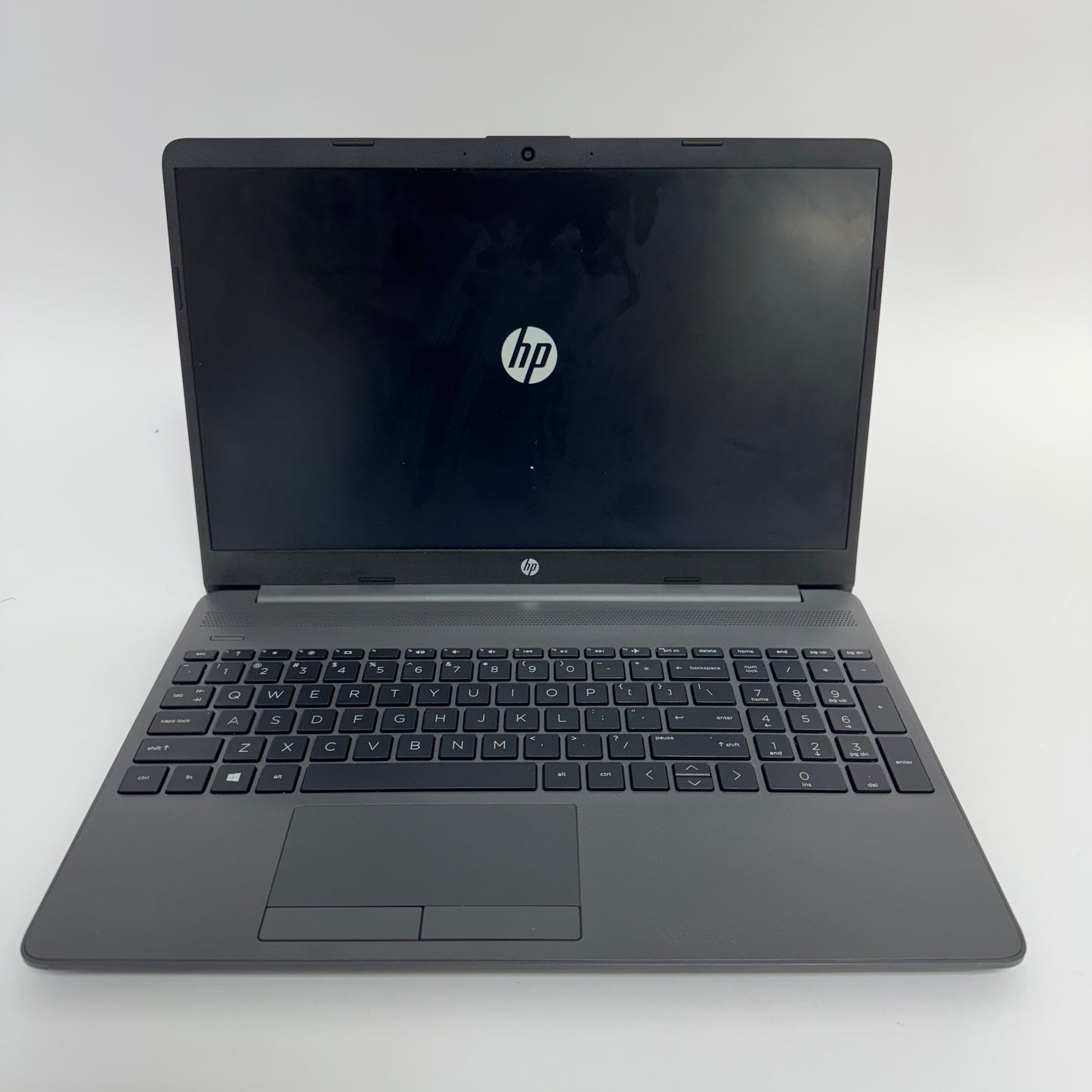 HP 255 G8 Notebook PC 2Q0G5UT  15" Athlon Silver 3050U 2.3GHz 8GB RAM 256GB SSD AMD Radeon Graphics