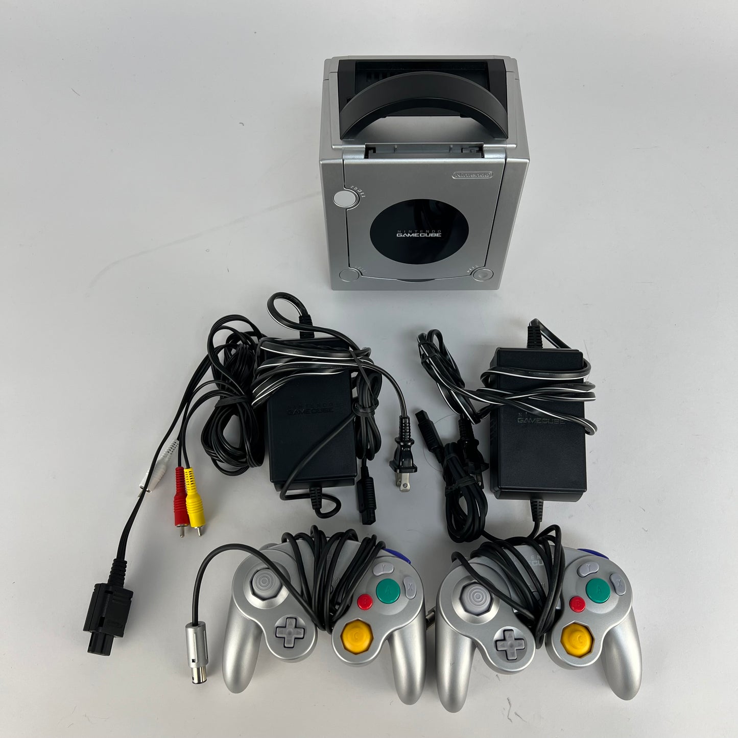 Nintendo GameCube Video Game Console DOL-101 Gray