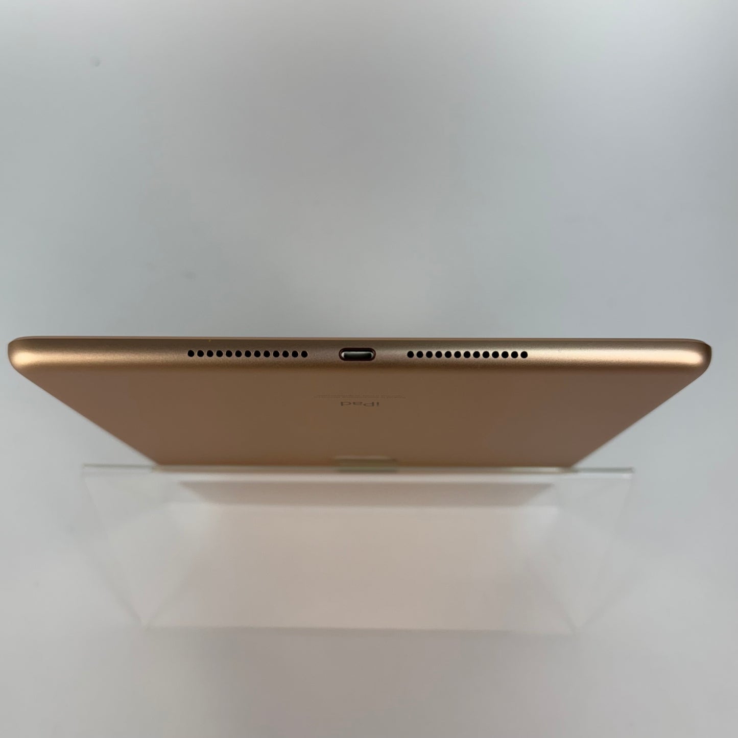 WiFi Only Apple iPad 8th Gen 32GB 17.0.1 Rose Gold MYLC2LL/A