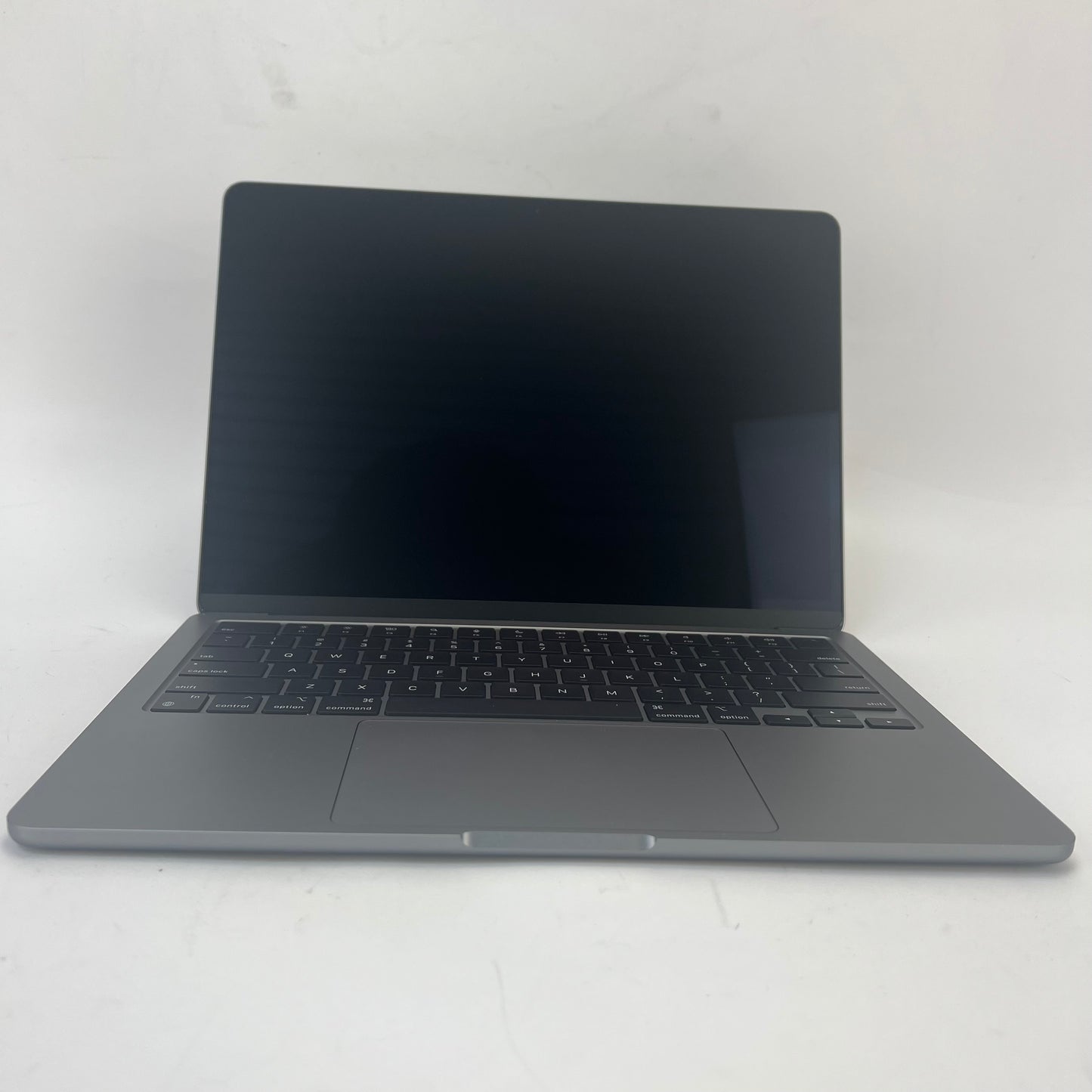 2024 Apple MacBook Air 13.6" M3 4.0GHz 8GB RAM 256GB SSD Silver A3113