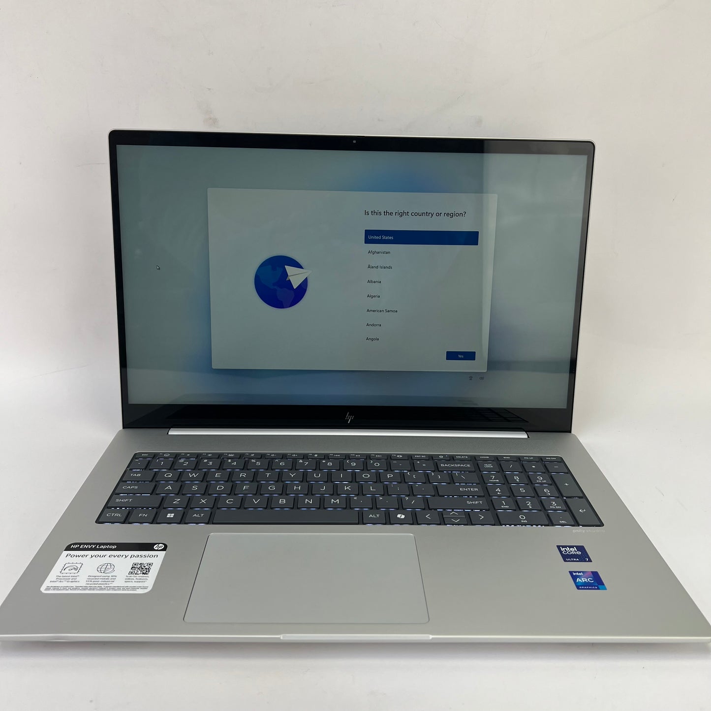 HP  Envy 17.3"  9S1R7UA 17" Core Ultra 7 3.8GHz 16GB RAM 1TB SSD