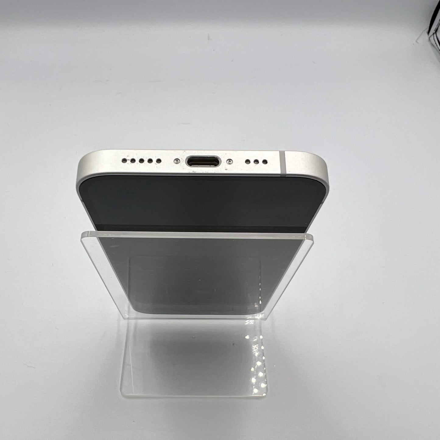 Factory Unlocked Apple iPhone 16e 256GB White FD0G4LL/A