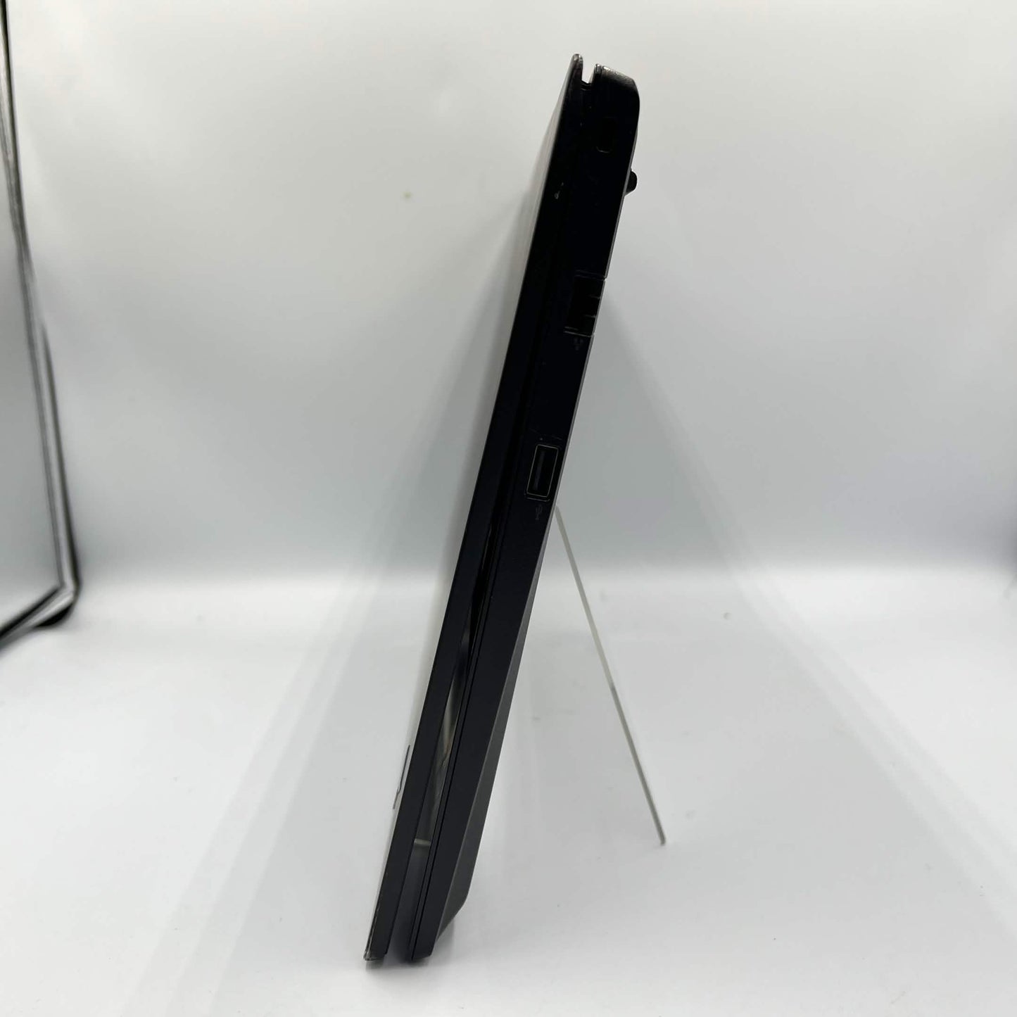 Lenovo ThinkPad E15 Gen 2 SL11B03798 15.6" i5-1135G7 2.4GHz 8GB RAM 256GB SSD