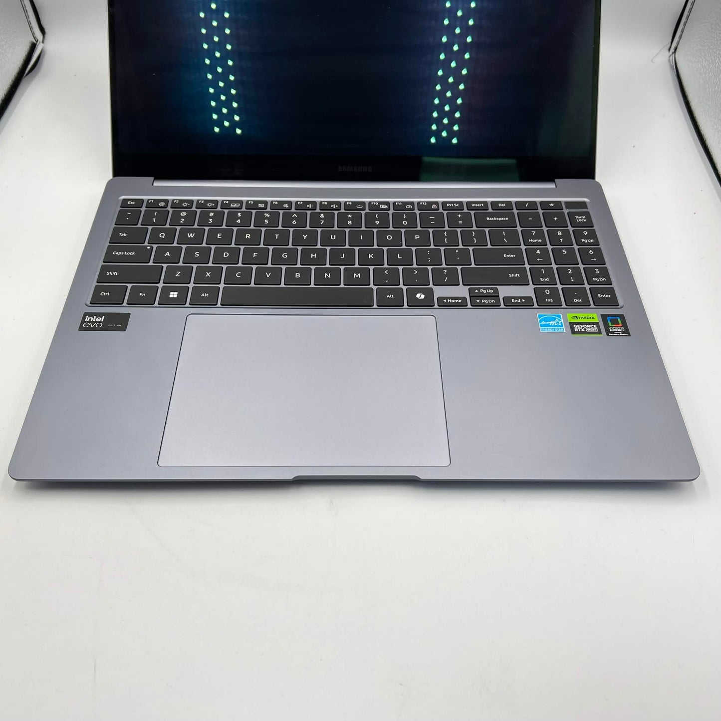 Samsung Galaxy Book4 Ultra NP960XGL 16" Core Ultra 9 185H 2.5GHz 32GB RAM 1TB SSD GeForce RTX 4070
