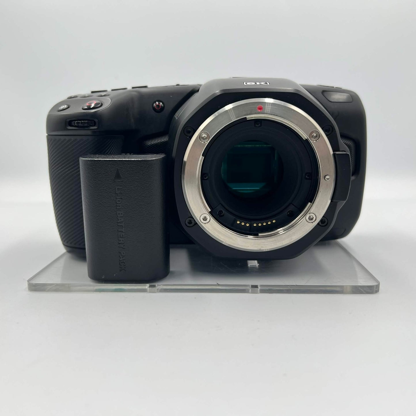 Blackmagic Pocket Cinima 4k BM-CINECAMPOCHDEF6K 21.2mp EF-Mount Cinema Camera