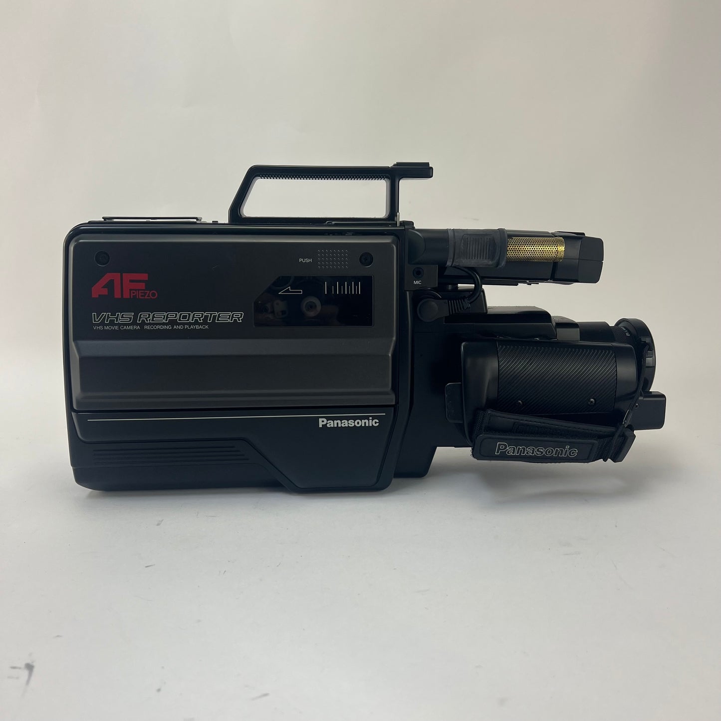 Panasonic AG-160 Pro Line VHS Movie Camera