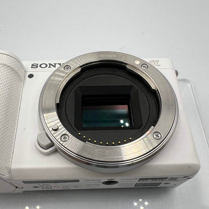 Sony ZV-E10 24.2MP Compact Digital Camera 961  Shutter Count