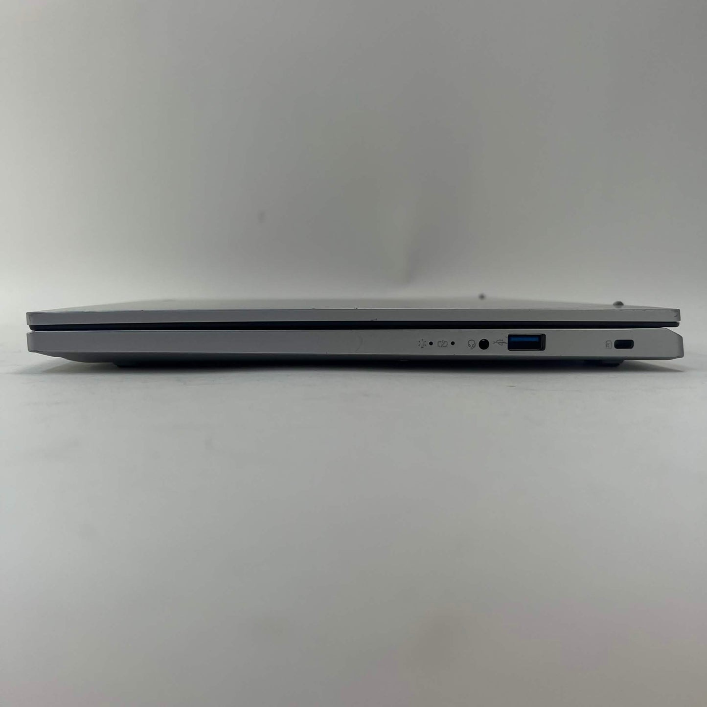 Acer Aspire 3 N23C3 15.6" Ryzen 3 7320U 2.4GHz 8GB RAM 128GB HDD With Charger