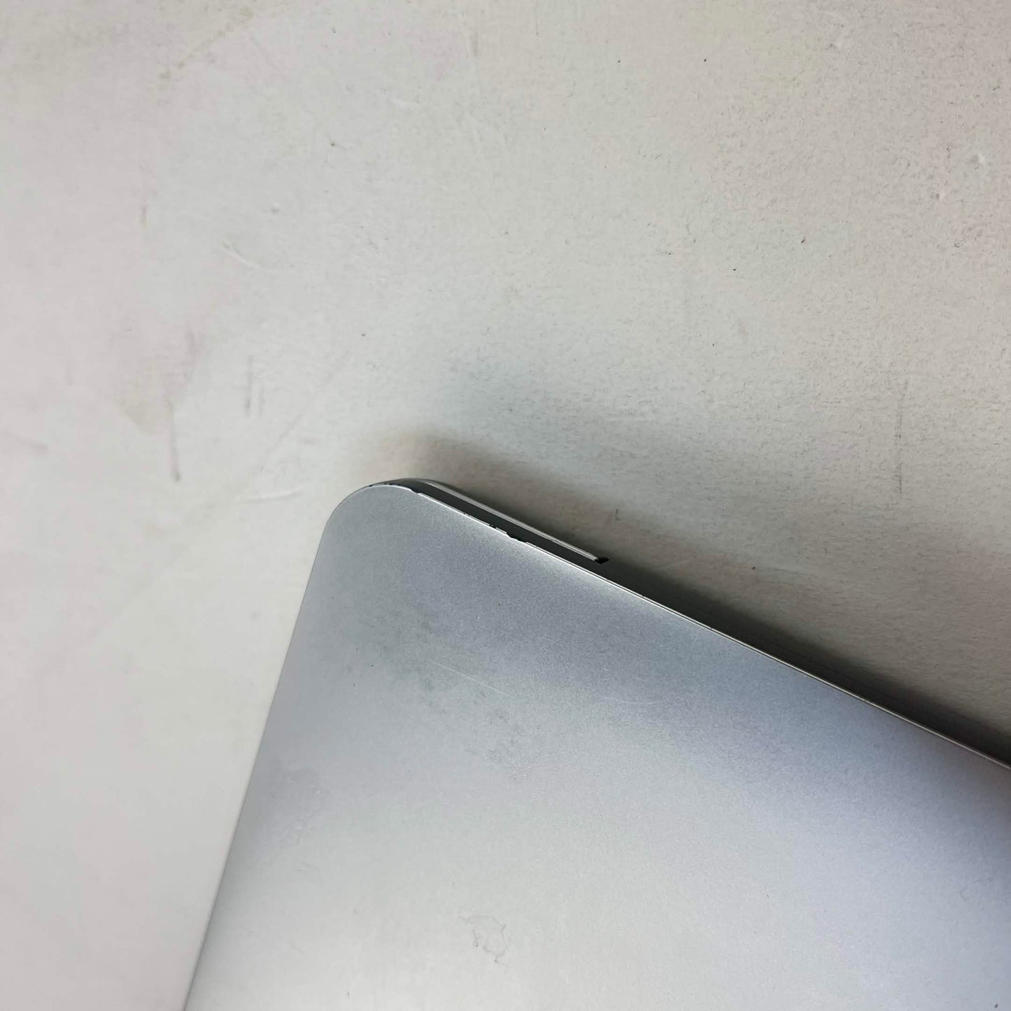 Lenovo IdeaPad 1 PF9XB3C12090 15.6" Pentium Silver N6000 1.1GHz 4GB RAM 32GB SSD