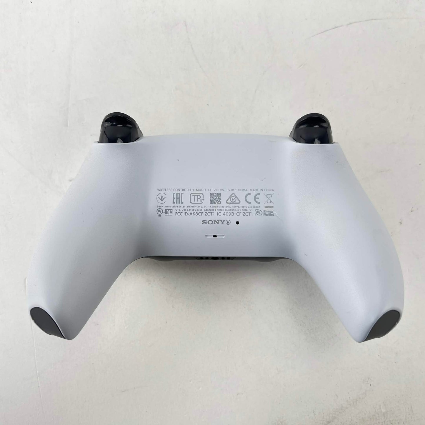 Sony PlayStation 5 PS5 DualSense Wireless Controller Classic White CFI-ZCT1W