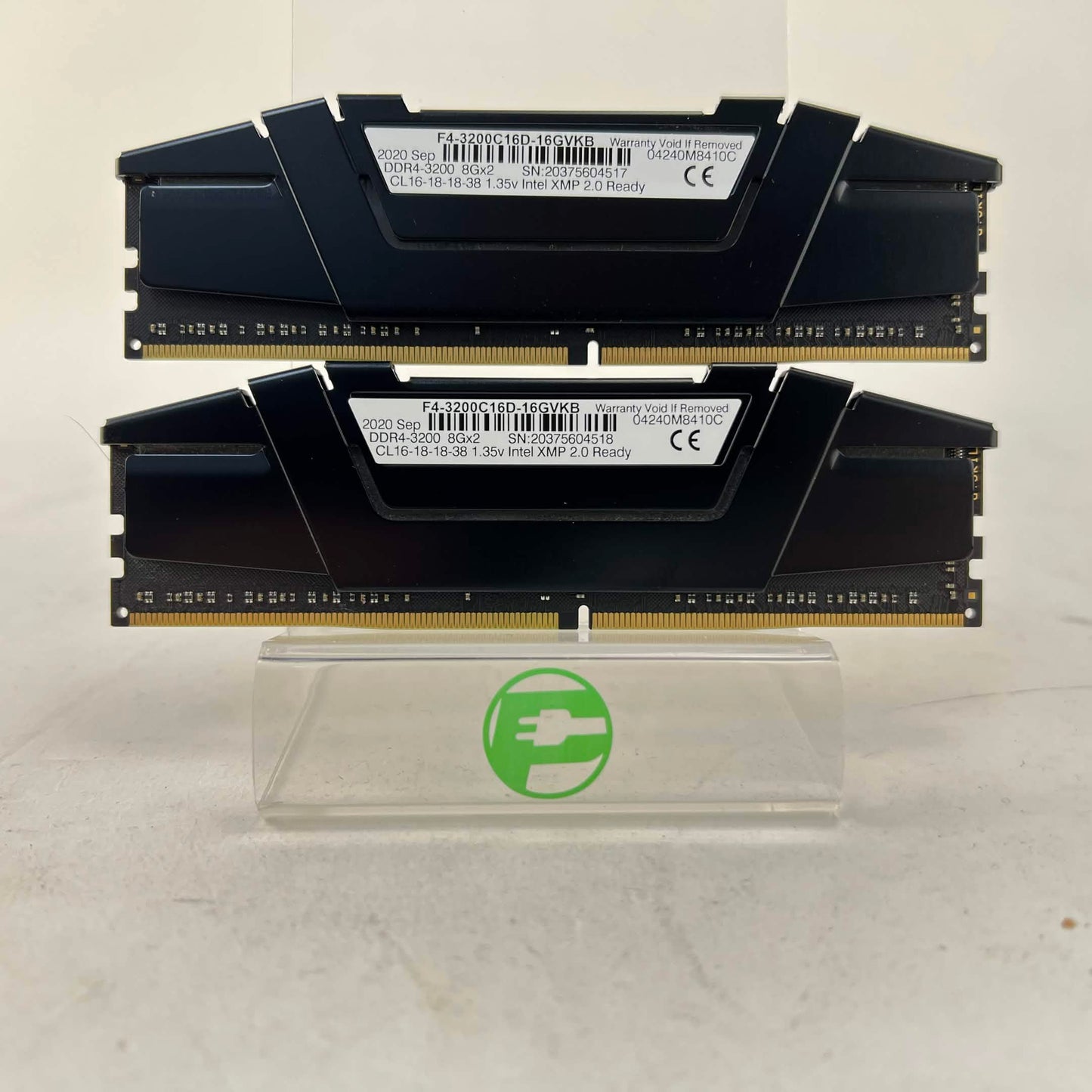 G.Skill Ripjaws V 16GB (2x8GB) RAM DDR4 3200MHz F4-3200C16D-16GVKB