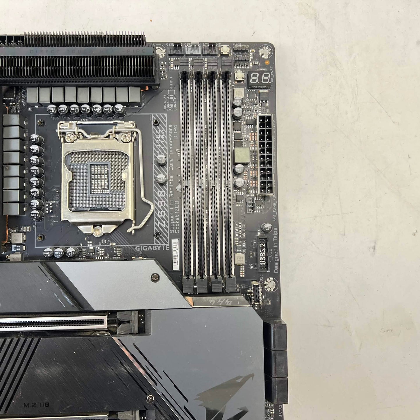 Gigabyte z590 Aorus Ultra LGA 1200 ATX Intel DDR4 Motherboard
