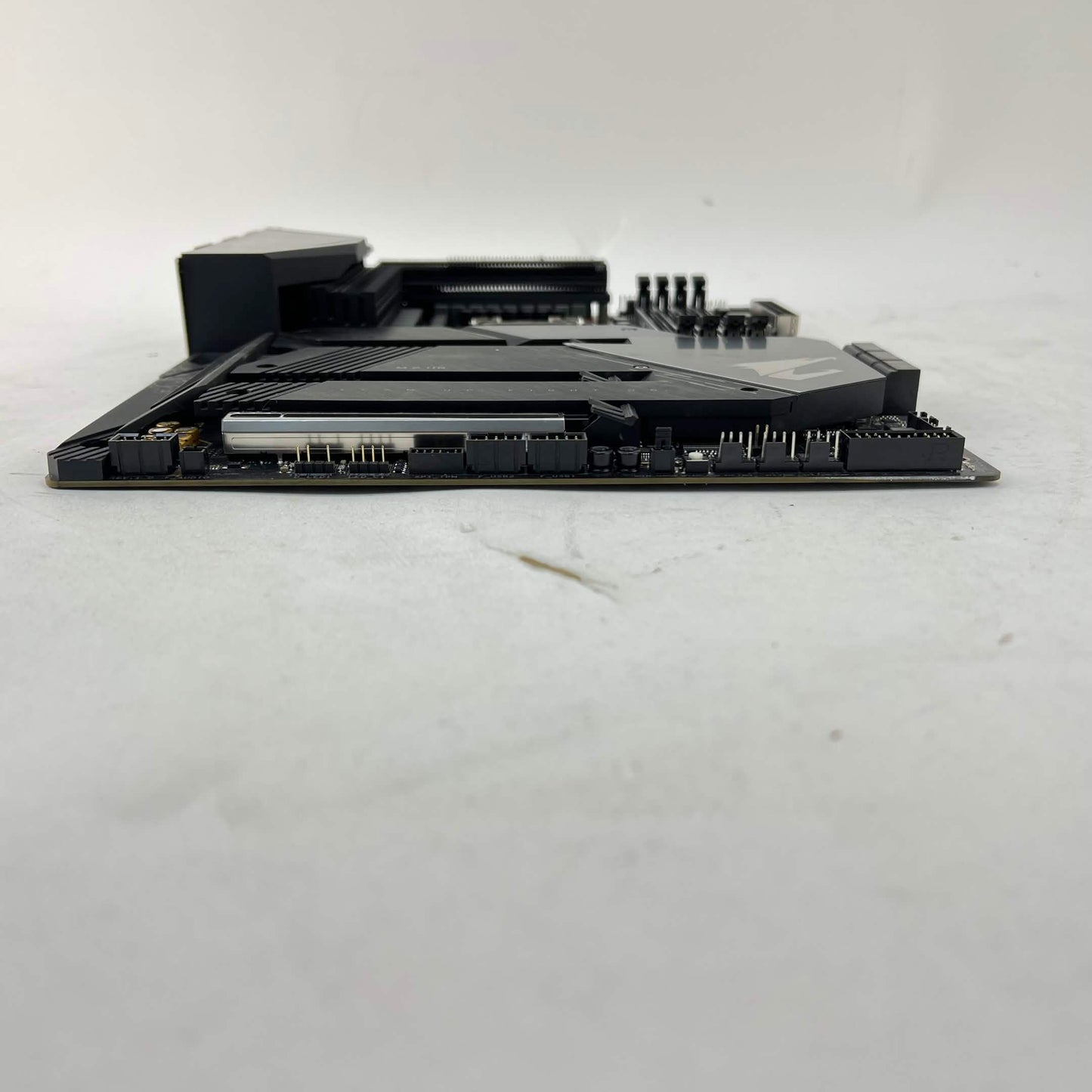 Gigabyte z590 Aorus Ultra LGA 1200 ATX Intel DDR4 Motherboard
