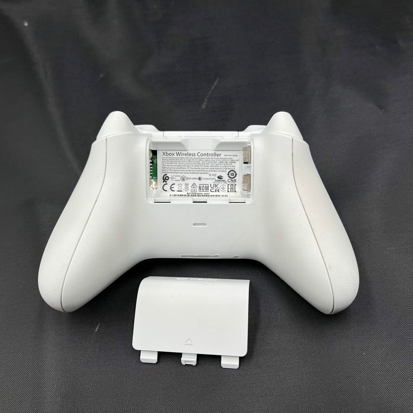 Microsoft Xbox Series S 512GB Console Gaming System Robot White 1883