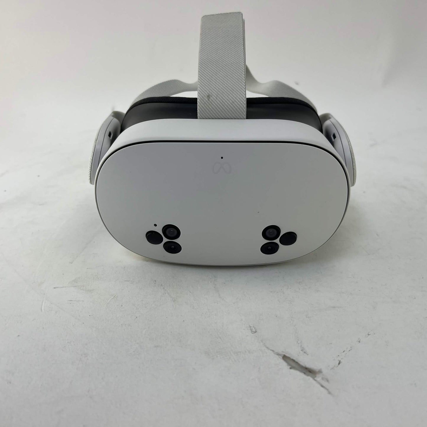 Meta Quest 3S 128GB Standalone All-in-One VR Headset P97