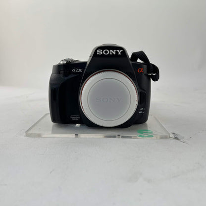 Sony Alpha A230 10.2MP Digital SLR DSLR Camera 6577 Shutter Count