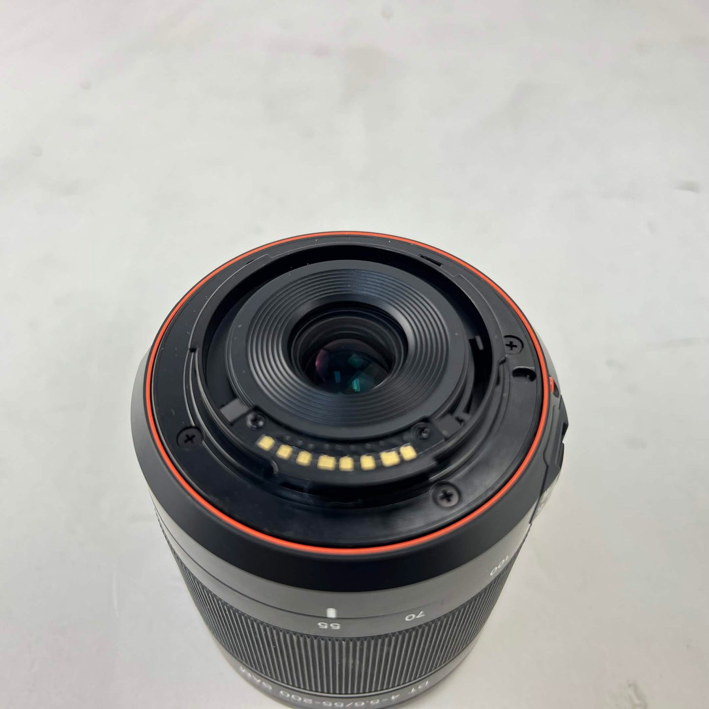 Sony SAL55200-2 55-200mm f/4-5.6 A-Mount  APS-C SAL55200-2	 Auto & Manual Lens