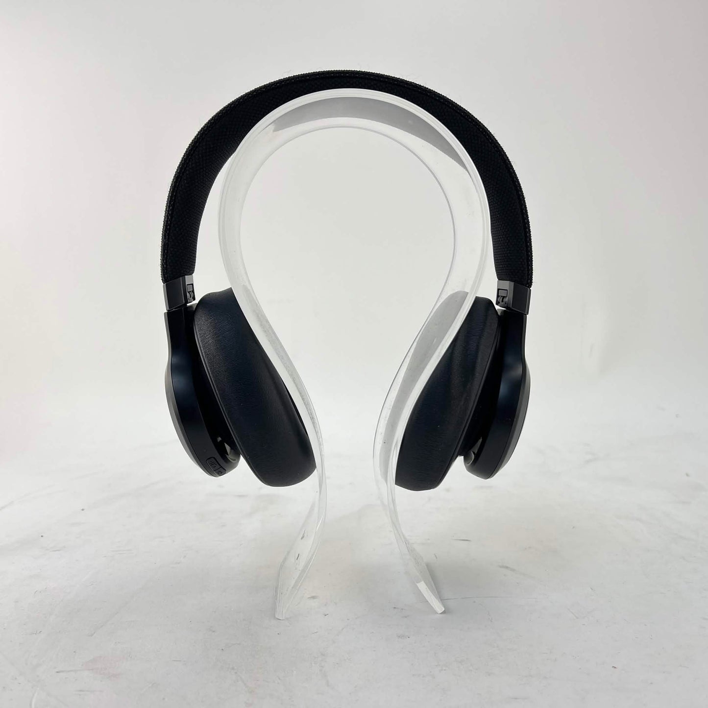 JBL live 660NC Active Noise Cancellation Headphones  Black JBLLIVE660NCBLKAM