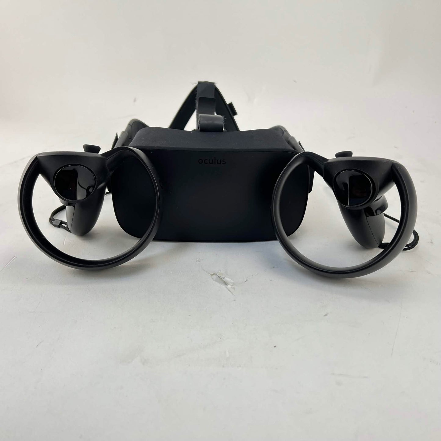 Oculus Rift PC VR Headset CV1