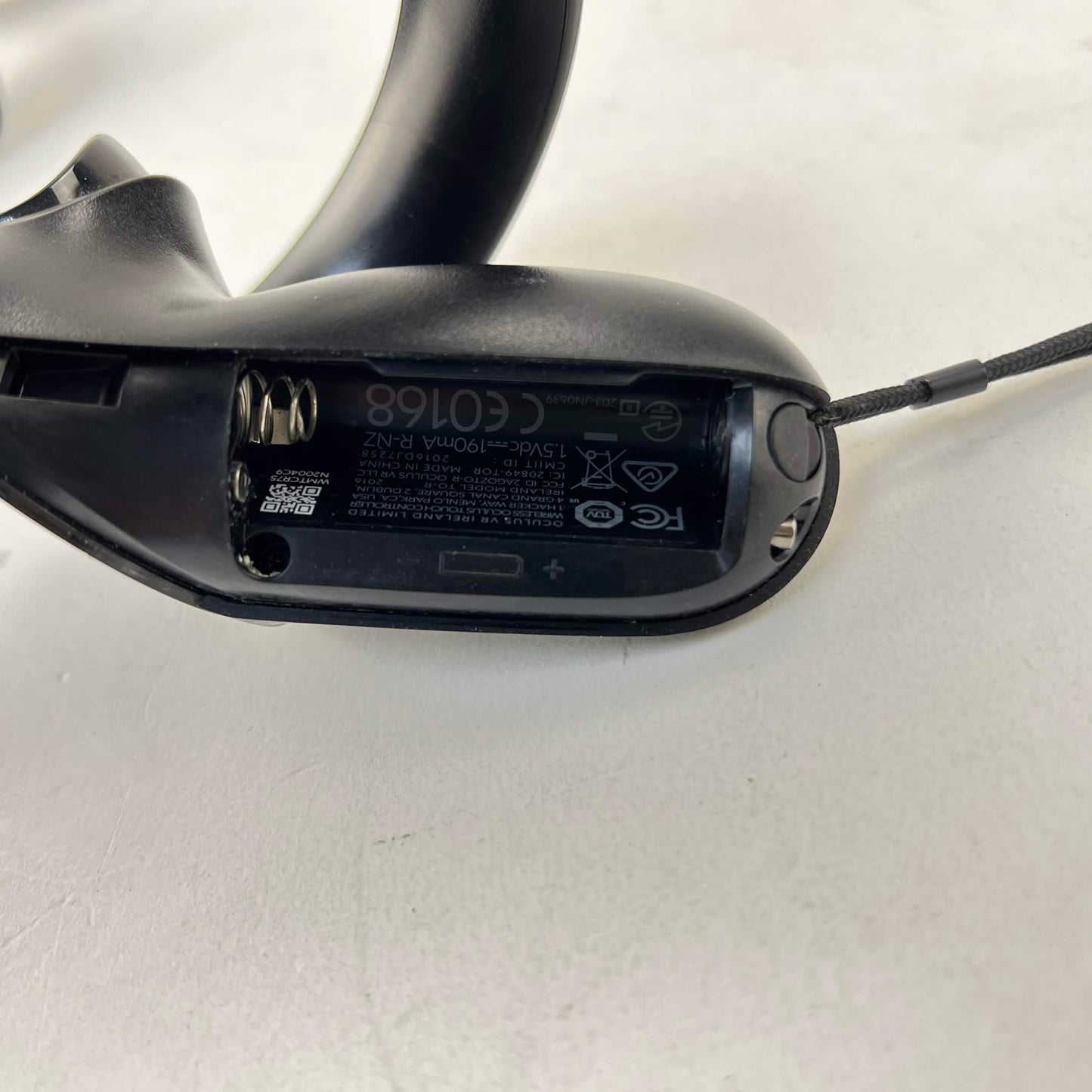 Oculus Rift PC VR Headset CV1