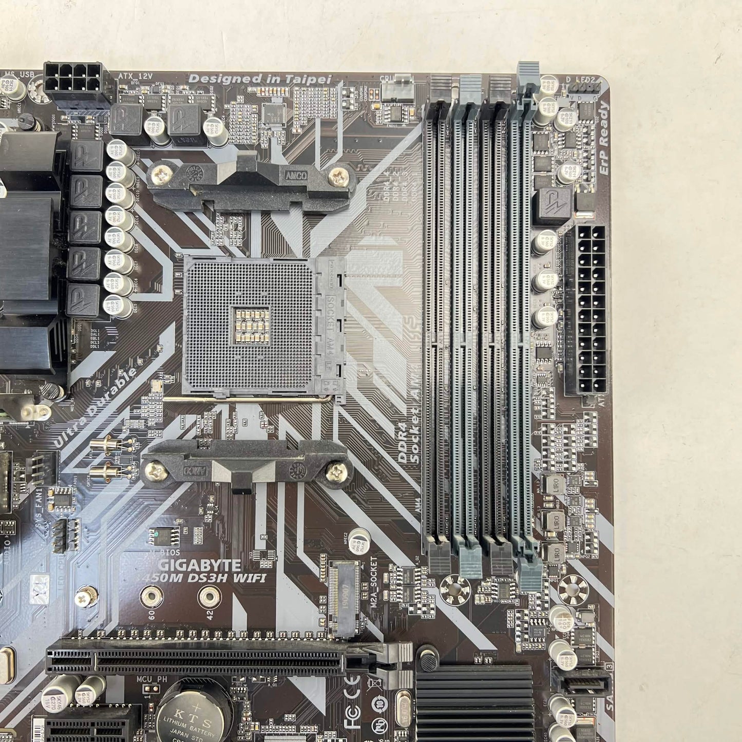 Gigabyte B450M DS3H AM4 mATX AMD DDR4 Motherboard