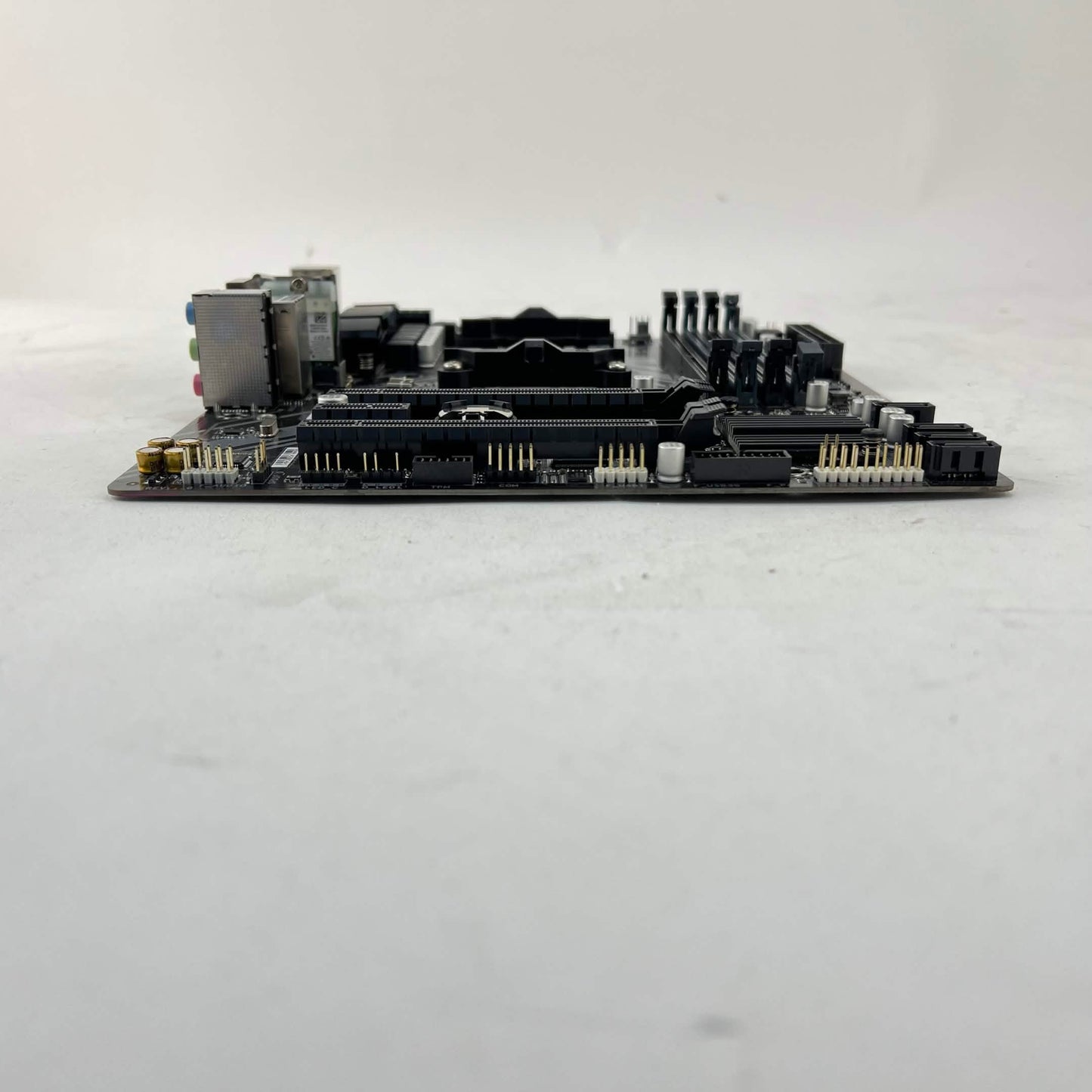 Gigabyte B450M DS3H AM4 mATX AMD DDR4 Motherboard