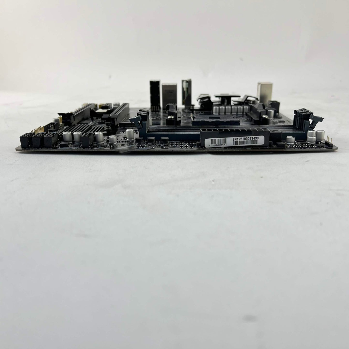 Gigabyte B450M DS3H AM4 mATX AMD DDR4 Motherboard