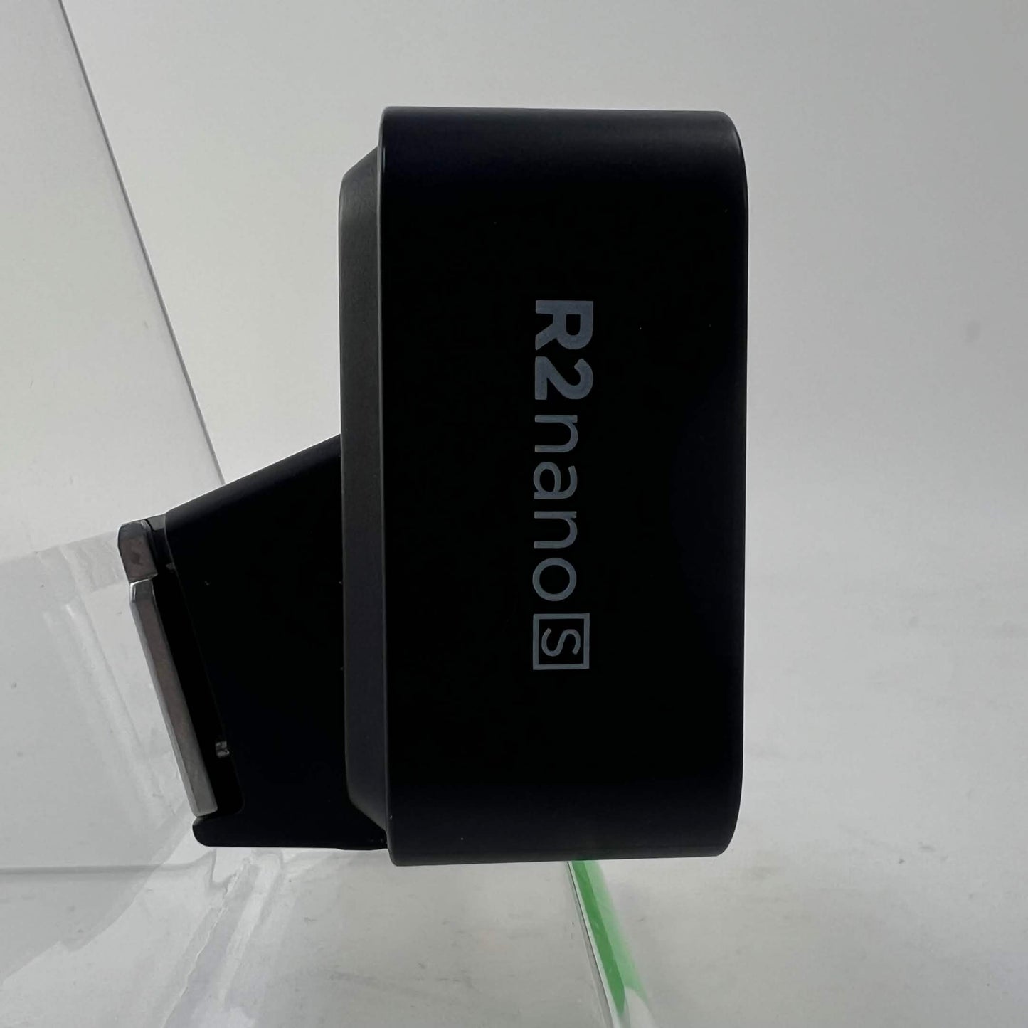 FLASHPOINT R2 nano S touchscreen wireless flash trigger