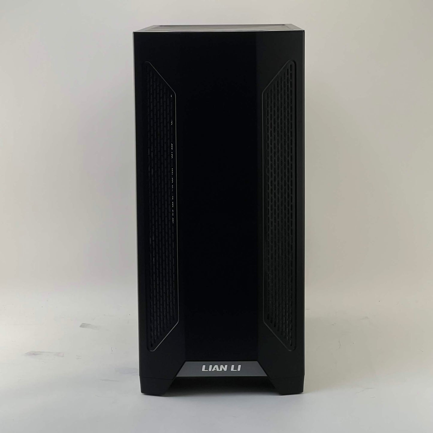 NZXT i-Series Ryzen 7 3800X 3.60GHz 16GB RAM 2TB HDD EVGA GeForce RTX 3060