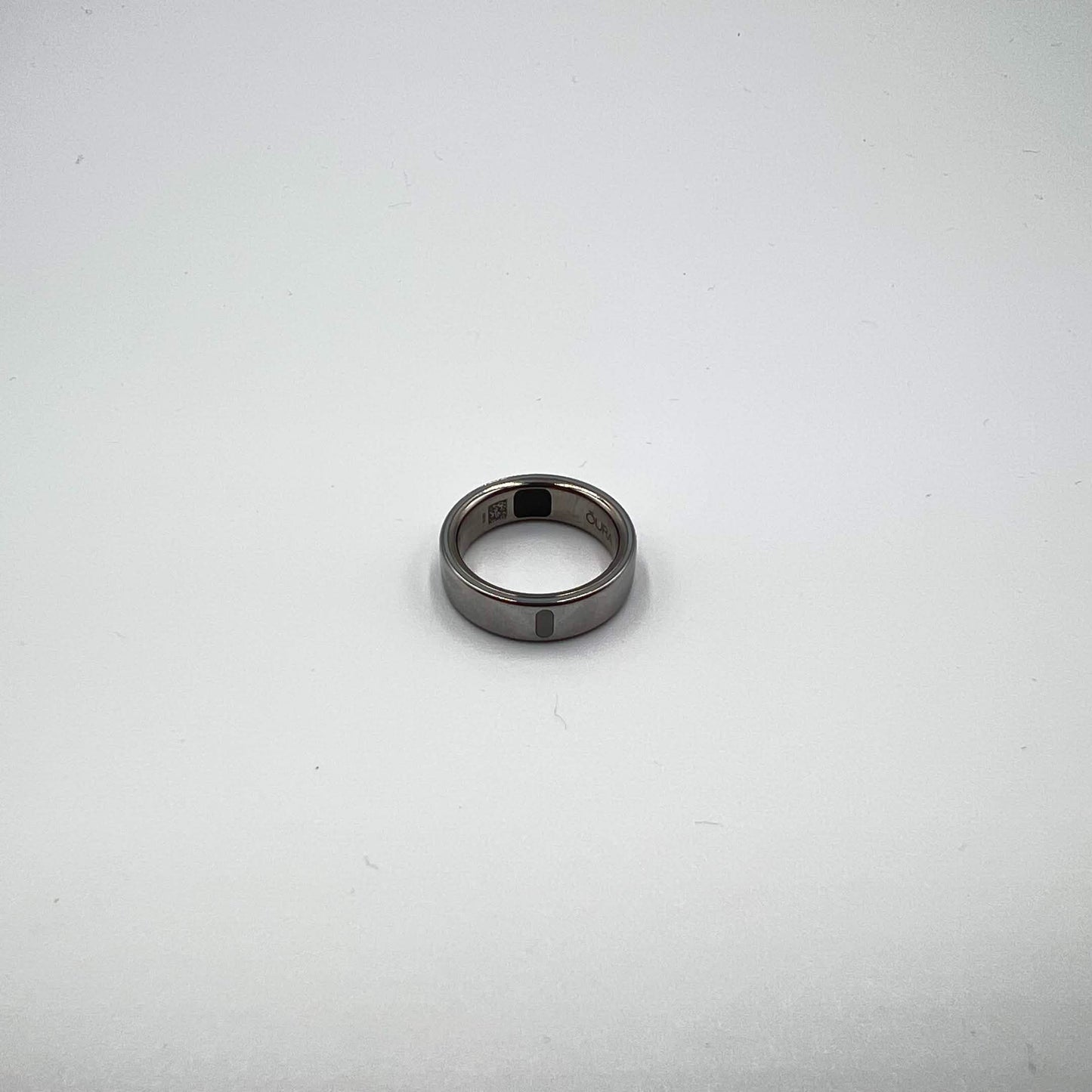 Oura Ring 4 Size 8 Brushed Silver Ceramic Smart Ring OA11