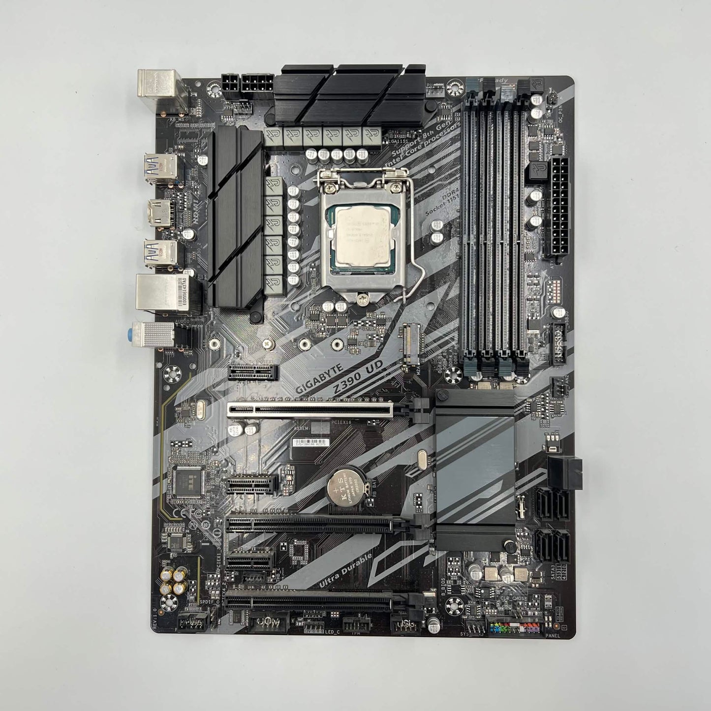 Gigabyte Z390 UD LGA 1151 Intel Core i7-8700K 6 Core 3.70GHz ATX
