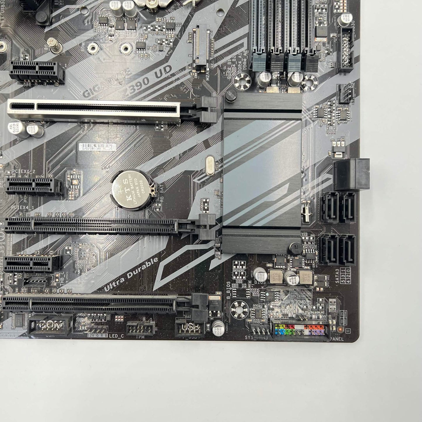 Gigabyte Z390 UD LGA 1151 Intel Core i7-8700K 6 Core 3.70GHz ATX