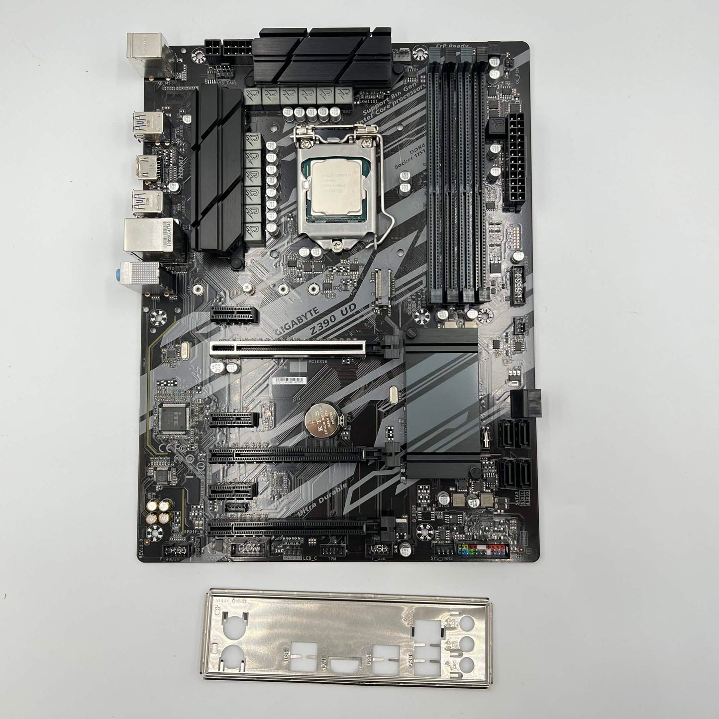 Gigabyte Z390 UD LGA 1151 Intel Core i7-8700K 6 Core 3.70GHz ATX