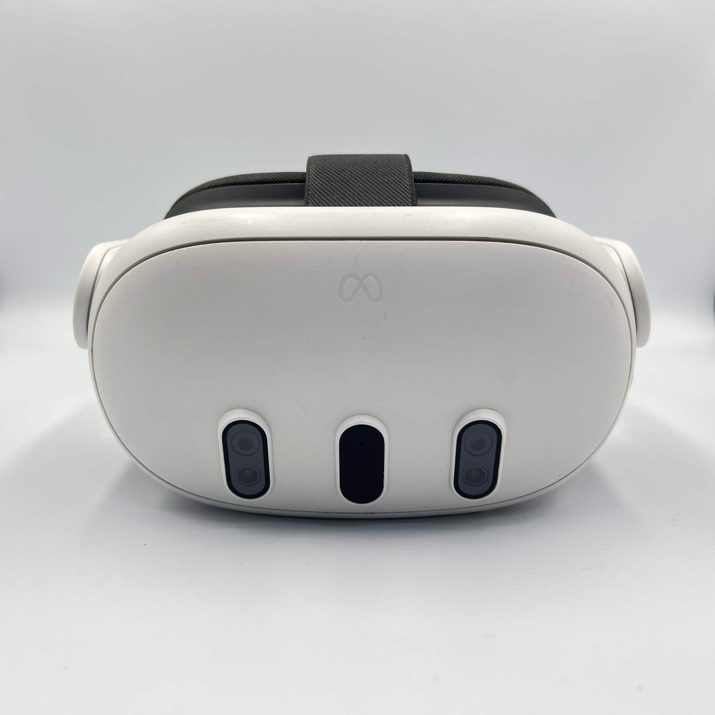 Meta Quest 3 128GB Standalone All-in-One VR Headset S3A Read