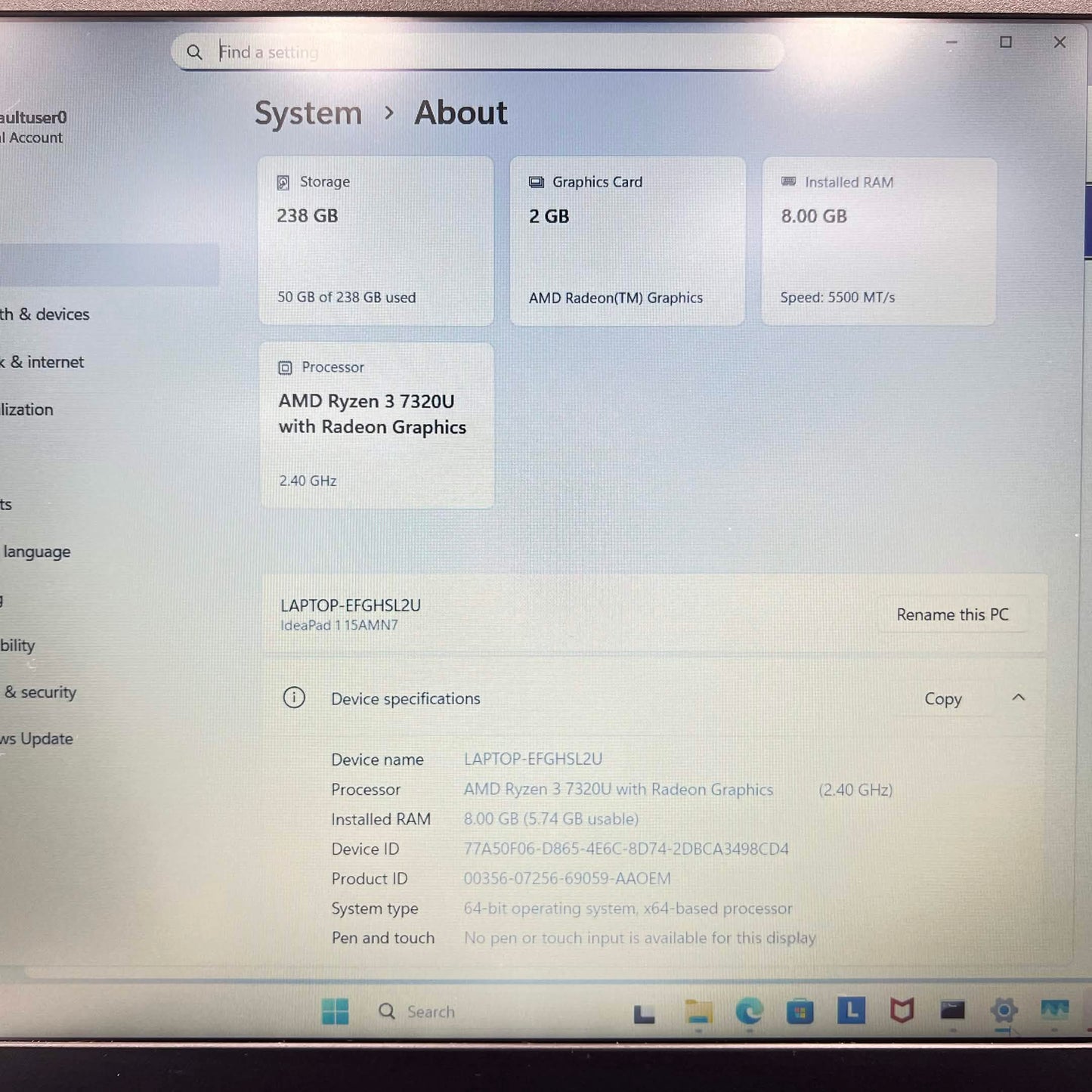Lenovo IdeaPad 1 15AMN7 15.6" Ryzen 3 7320U 2.4GHz 8GB RAM 256GB SSD