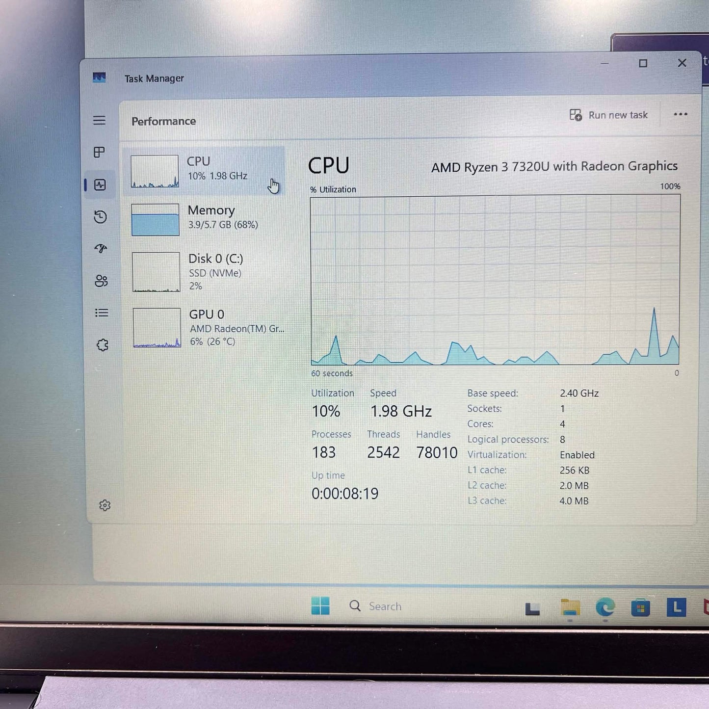 Lenovo IdeaPad 1 15AMN7 15.6" Ryzen 3 7320U 2.4GHz 8GB RAM 256GB SSD