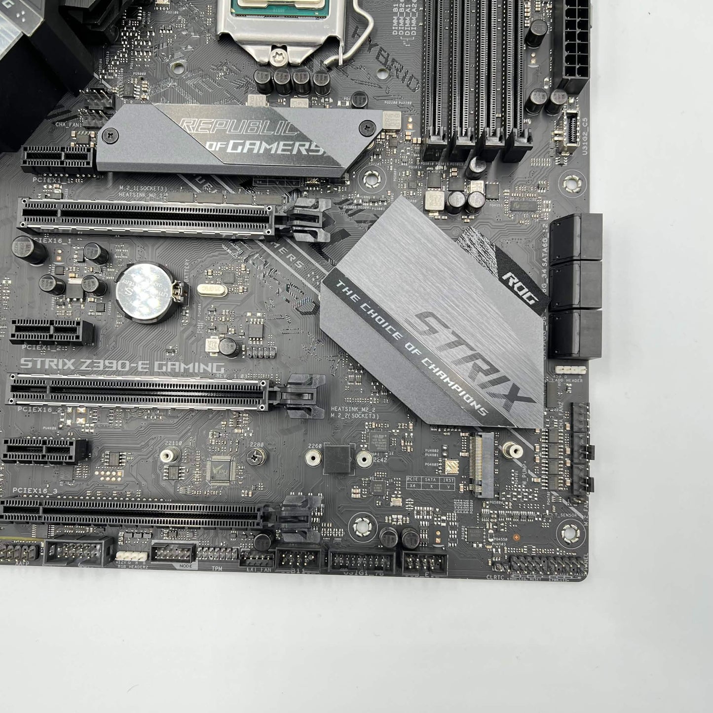Asus ROG Strix Z390-E Gaming wifi LGA 1151 Intel Core i7-9700K 8 Core 3.60GHz Atx