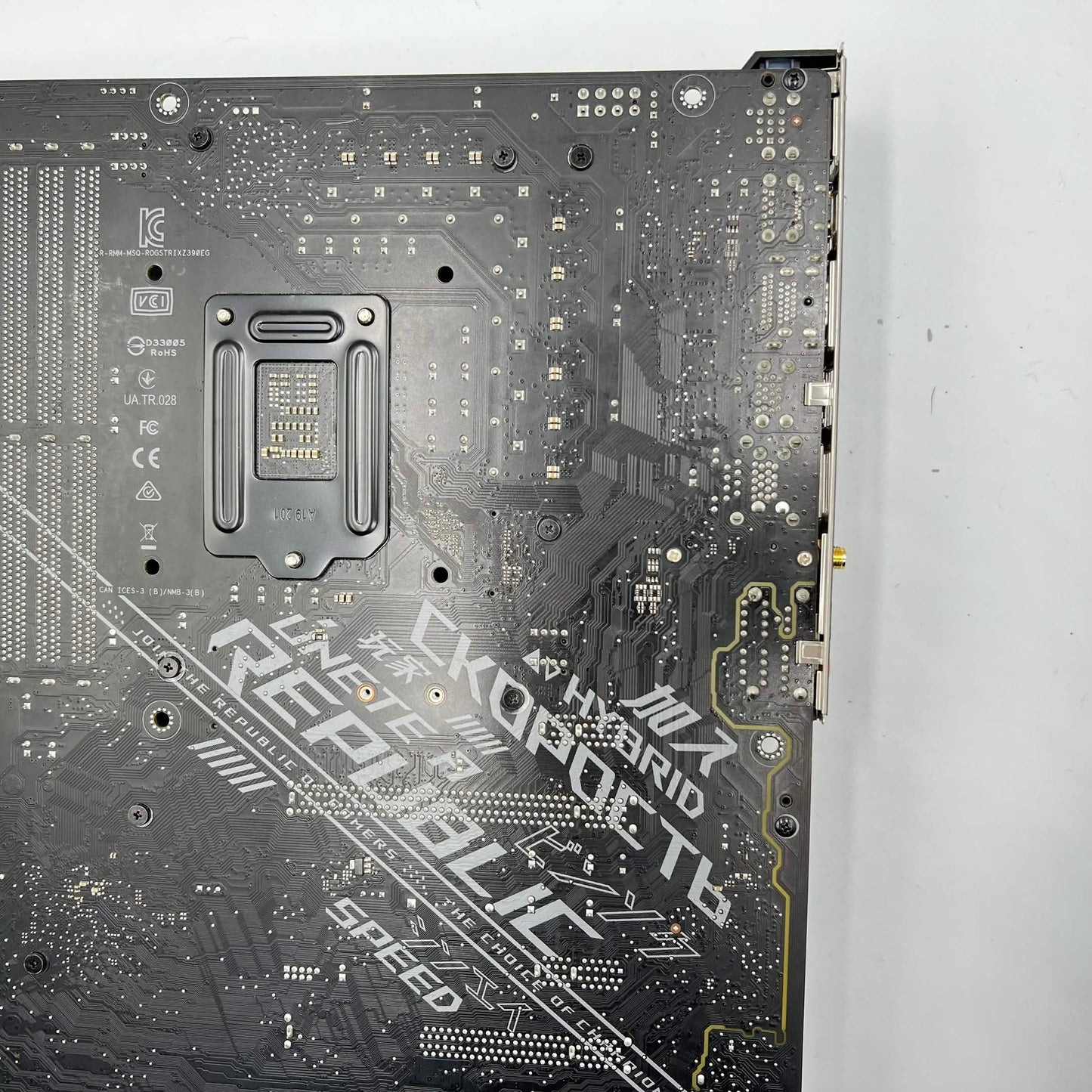 Asus ROG Strix Z390-E Gaming wifi LGA 1151 Intel Core i7-9700K 8 Core 3.60GHz Atx