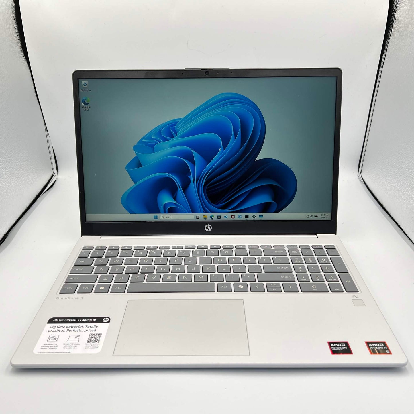 HP OmniBook 3 C20WBA#ABA 15.6" Ryzen AI 5 330 2.0GHz 16GB RAM 512GB SSD GeForce 820M