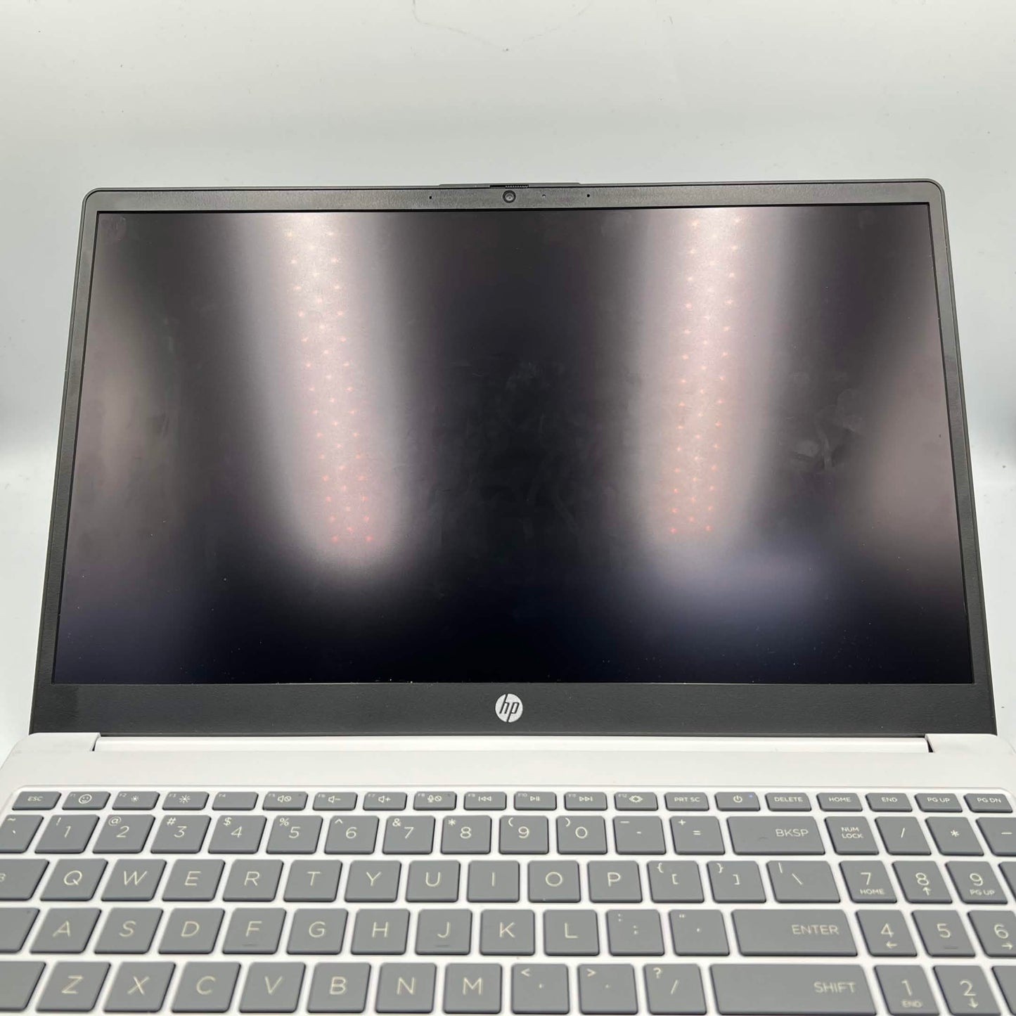 HP OmniBook 3 C20WBA#ABA 15.6" Ryzen AI 5 330 2.0GHz 16GB RAM 512GB SSD GeForce 820M