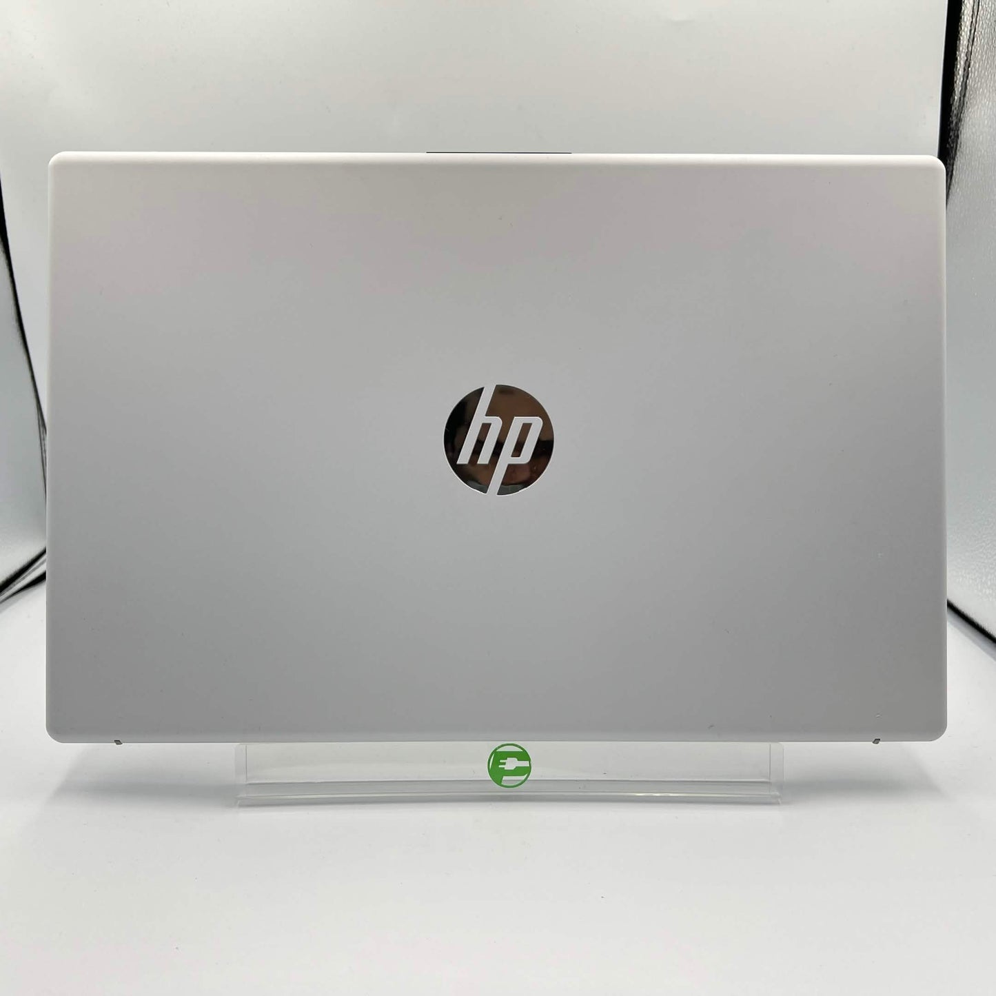 HP OmniBook 3 C20WBA#ABA 15.6" Ryzen AI 5 330 2.0GHz 16GB RAM 512GB SSD GeForce 820M