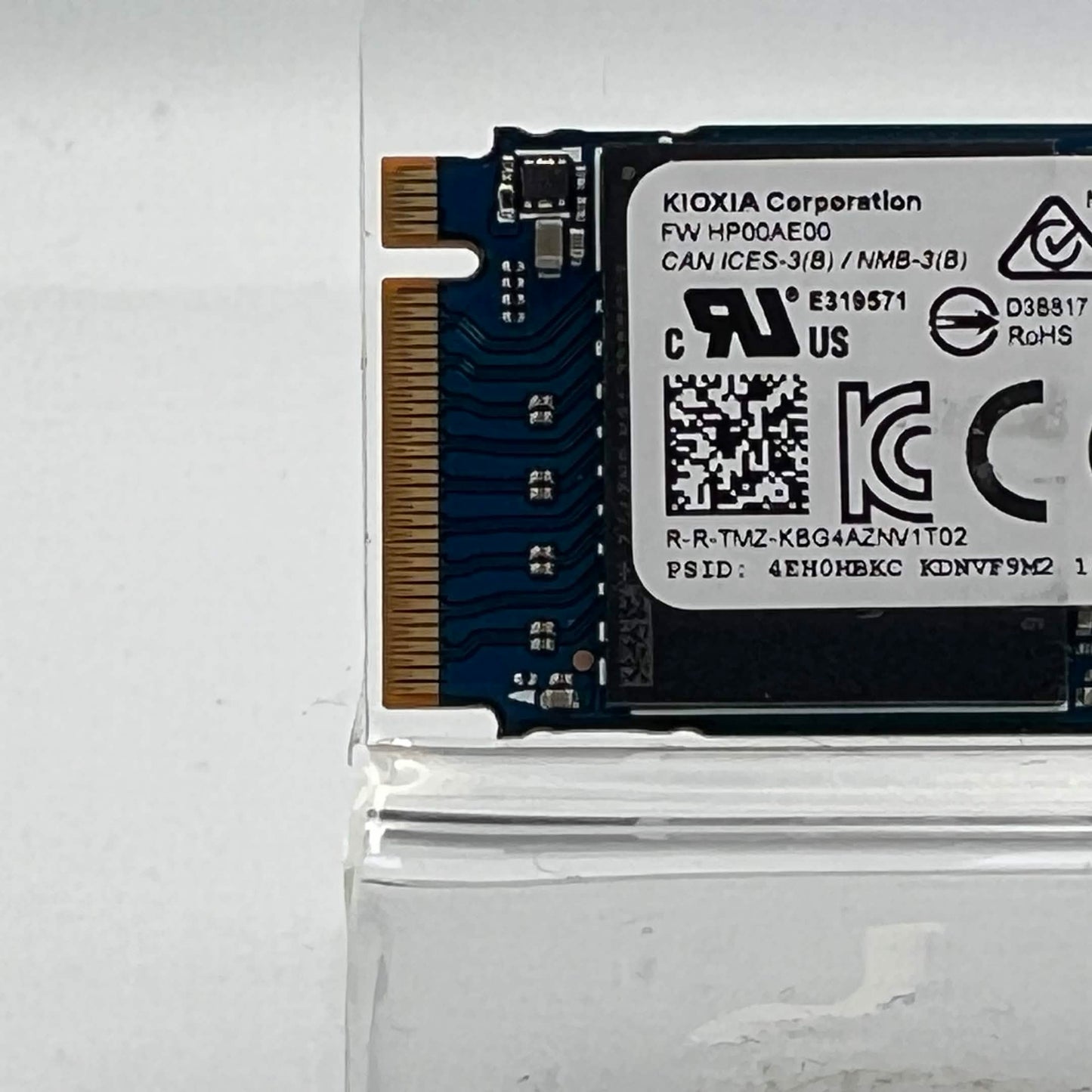 kioxia 2280mm 66 BTB 256GB M.2 NVMe Gen 3.0 x 4 SSD KBG40ZNV256G